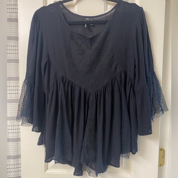 Fun & Flirt Tops - Fun & Flirt Elegant Black Tulle Lace Inserts 3/4 Sleeve Top Size Large